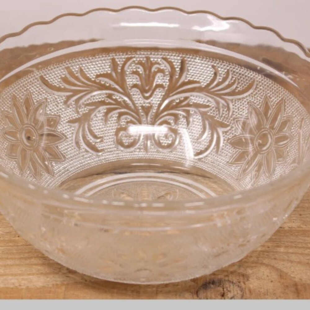 Vintage Anchor Hocking, Clear Glass Sandwich Pattern Embossed, Scalloped Edge Bo